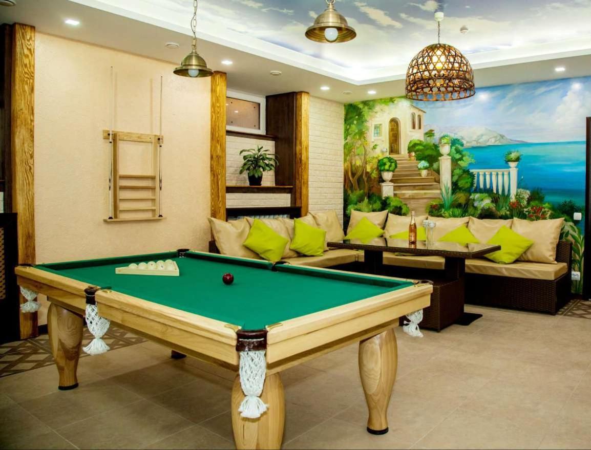 Hotel Sluch Starokostyantyniv Dış mekan fotoğraf