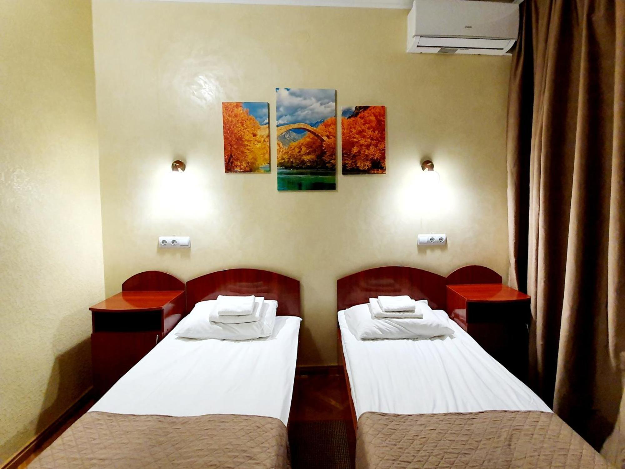 Hotel Sluch Starokostyantyniv Oda fotoğraf