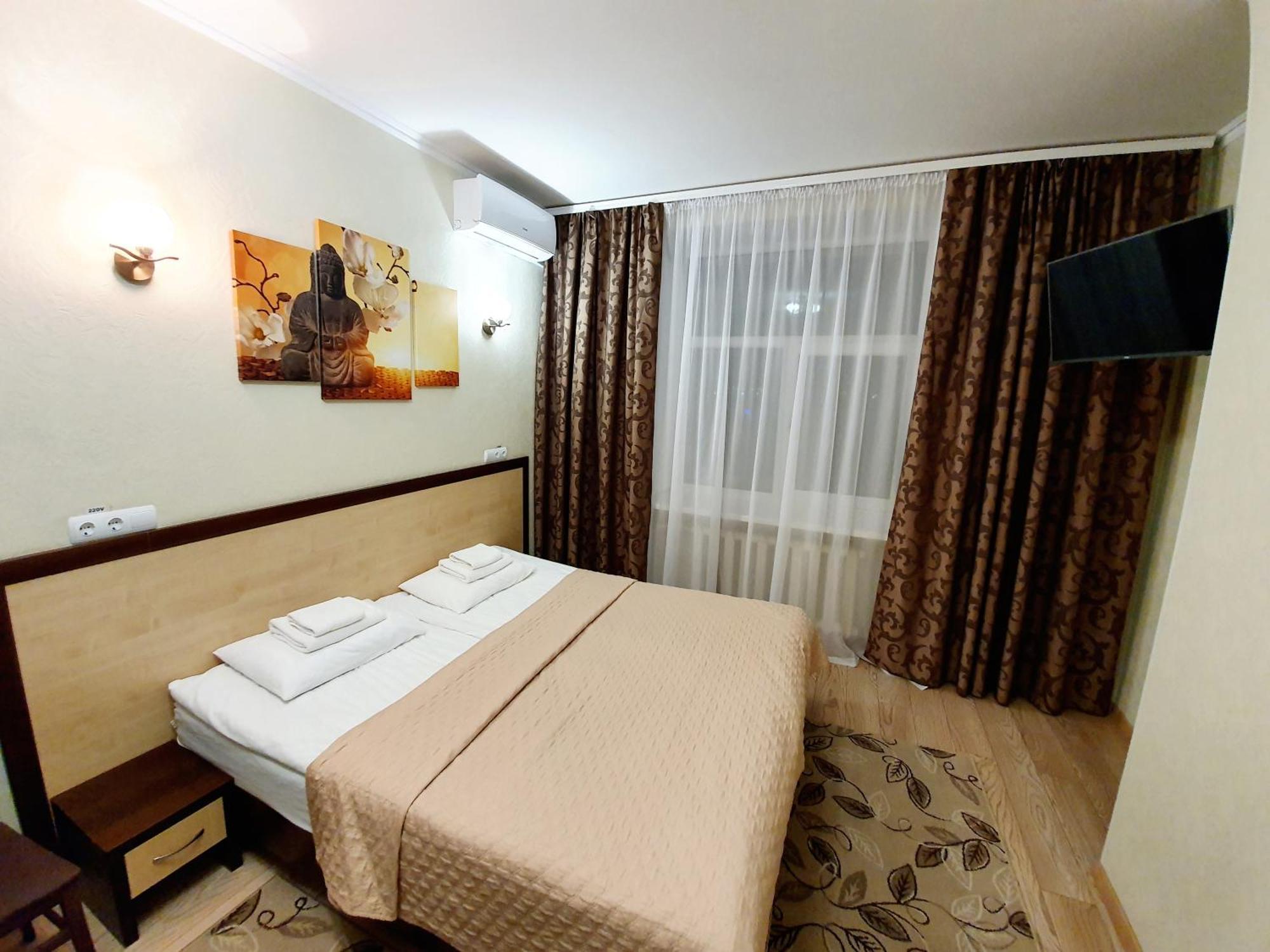 Hotel Sluch Starokostyantyniv Oda fotoğraf