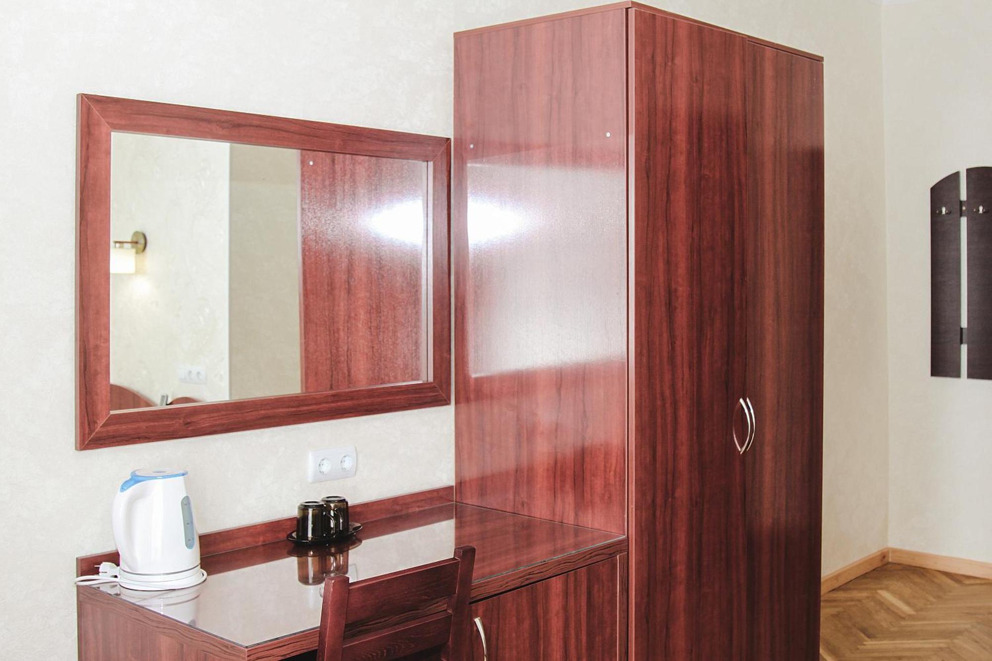 Hotel Sluch Starokostyantyniv Oda fotoğraf